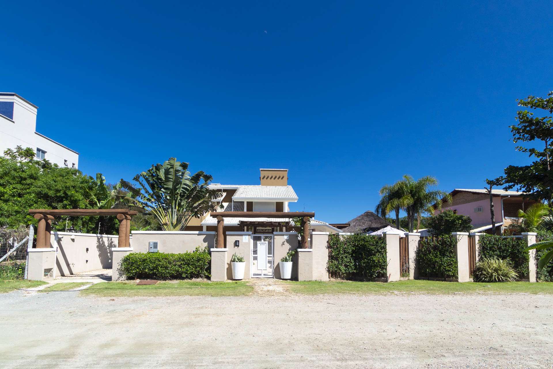 summer-dreams-portugal-investimento-imobiliario-casa-vida-boa-mariscal-bombinhas-galeria04